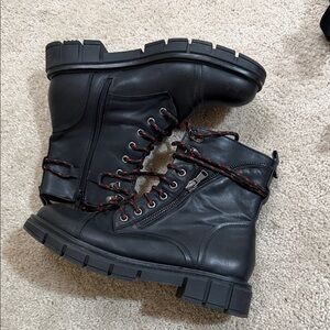 Shoe Dazzle Black Combat Boots with Red Laces US SIZE 7